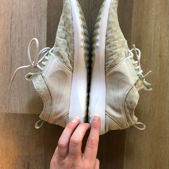 Nike Women’s Juvenate Running Shoe size 8 - Picture 3 of 5